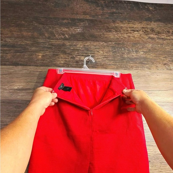 Ann Taylor Vibrant Red Pencil Skirt - Picture 2 of 10